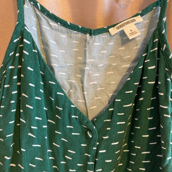 Button-front tanks bundle - Picture 2 of 3